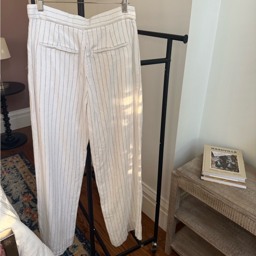 NWT A&F Women's White Pinstripe Linen Blend Trousers - Picture 3 of 6